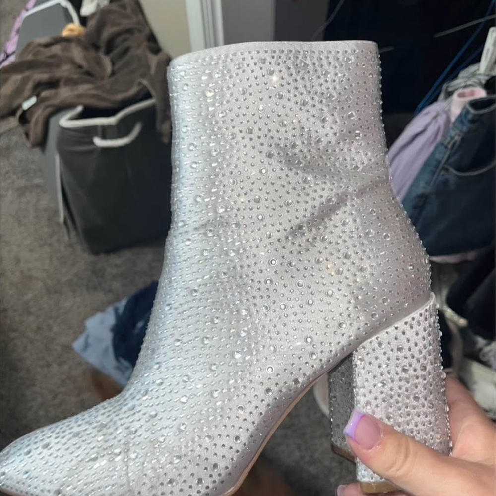 Elegant Silver Ankle Boots